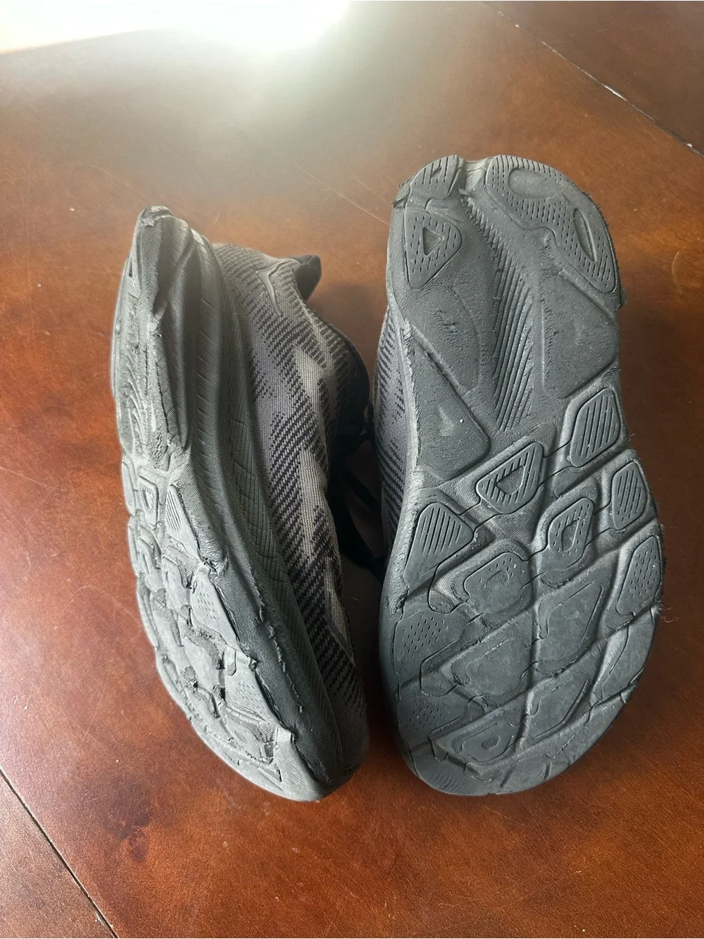 Hoka Clifton 9